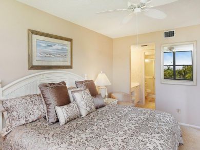 Pretty 2 Bedroom Beach and Great Interior Value All the Way! Pretty 2 Bedroom Beach and Great Interior Value All the Way!
